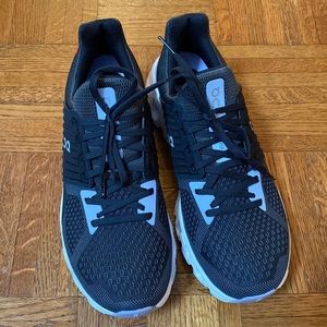 On Cloud Cloudswift size 10